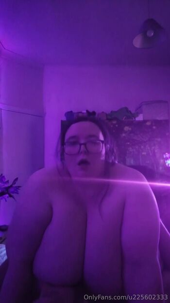 SSBBW Hunte / u225602333 nude photo #13