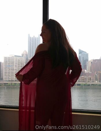 AliceInTrainin / u261510249 nude photo #2