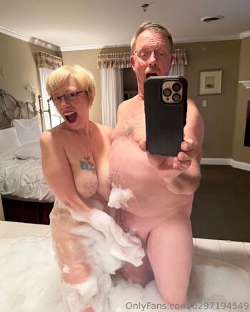 Randell_livingthedrea / u297194549 nude photo #27