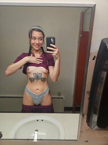 u3147859 / u31478599 nude photo #18