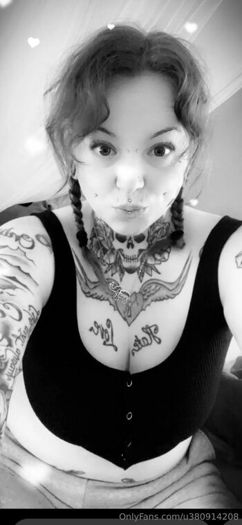 Inkedbabe_199 / u380914208 / thickmechanicchick / inkedbabe_1995 nude photo #17