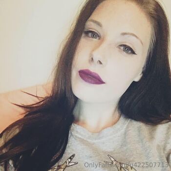 Anna Strou / u422507713 nude photo #3