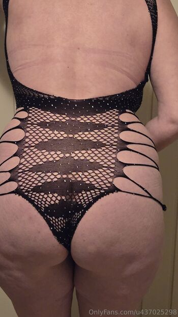 Tess / u437025298 nude photo #9