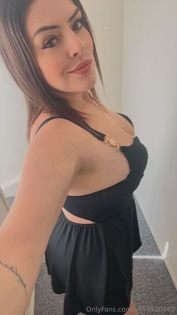 Kimberly Ros / u459920465 nude photo #9