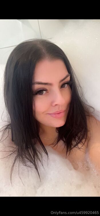 Kimberly Ros / u459920465 nude photo #13