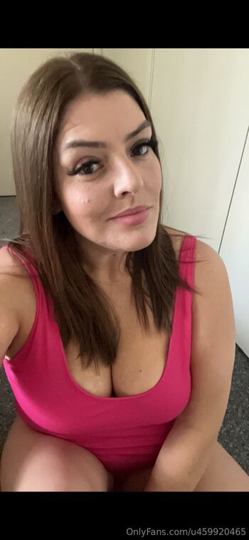 Kimberly Ros / u459920465 nude photo #21