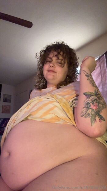 DoughyChlo / u493886539 nude photo #7