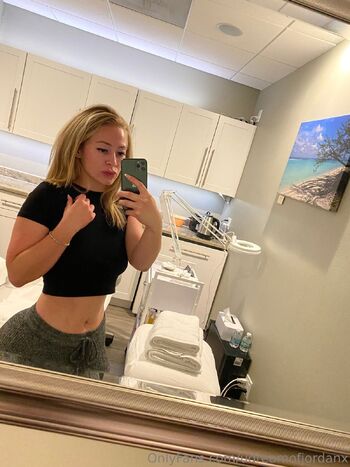 Jordan LOVES SEXTING / udreamofjordanx nude photo #27