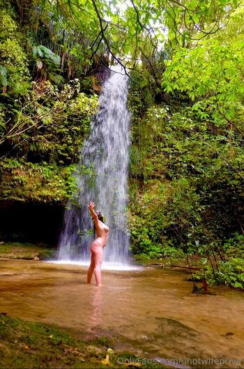 Kinkypriy / uhotwifepriya / nymphohotwifepriya_priyarohan nude photo #8