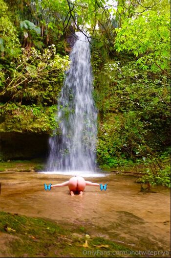 Kinkypriy / uhotwifepriya / nymphohotwifepriya_priyarohan nude photo #9