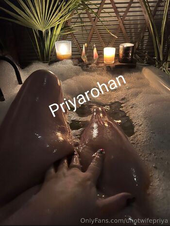 Kinkypriy / uhotwifepriya / nymphohotwifepriya_priyarohan nude photo #21