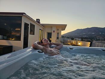 UKMistressRos / ukmistressrose nude photo #19