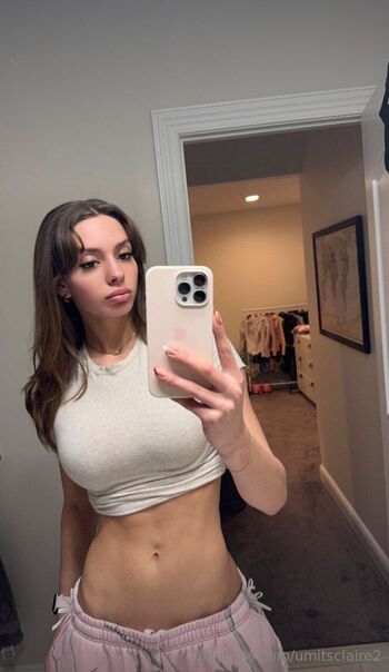 Clair / umitsclaire2 nude photo #26
