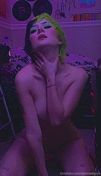 under boob quee / underboobgoddess / underboobgodess nude photo #1