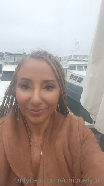 Princess Urimare Liberta / uniquelyuri / princessuri27 nude photo #21