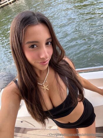 Cleo / unlockcleo nude photo #1