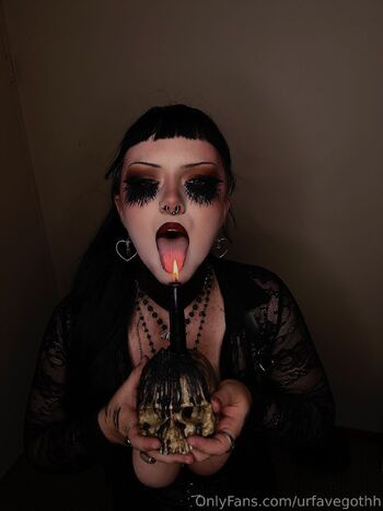 Ur Fave Got / urfavegothh nude photo #36