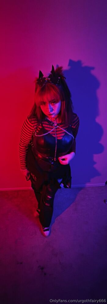 Victoria / urgothfairy666 nude photo #5