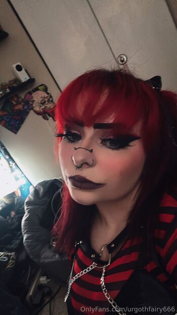 Victoria / urgothfairy666 nude photo #6