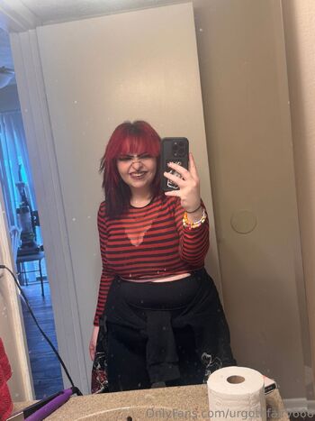 Victoria / urgothfairy666 nude photo #13