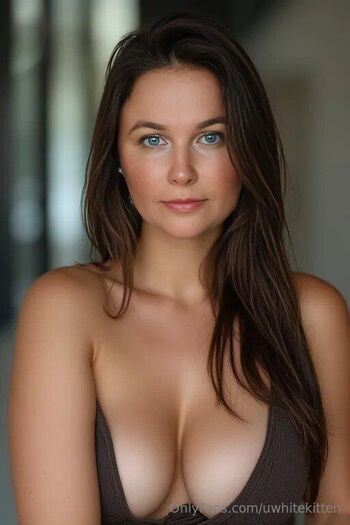 Curvy kitty Best dick rates / uwhitekitten nude photo #17