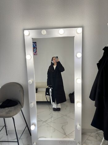 Tiny Nes / va_ness_a nude photo #11