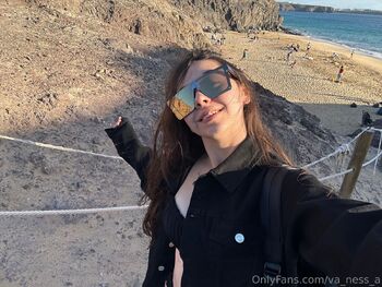 Tiny Nes / va_ness_a nude photo #18