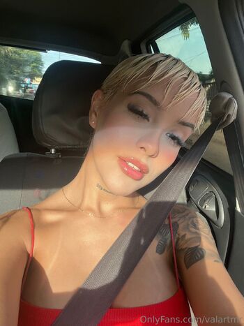 valentinakinky nude photo #3