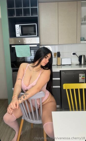 Vanessa / vanessa.cherry18 nude photo #22