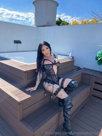 Your virtual GFE / vanessajhonsvip nude photo #15