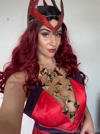 Nessa Lovel / vanessalovellfree nude photo #1