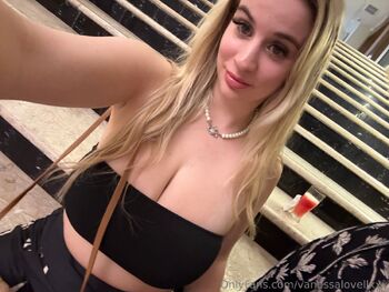 Nessa Lovel / vanessalovellfree nude photo #32