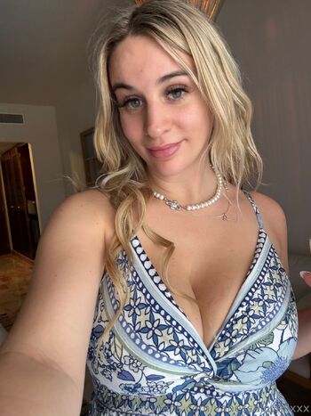 Nessa Lovel / vanessalovellfree nude photo #36