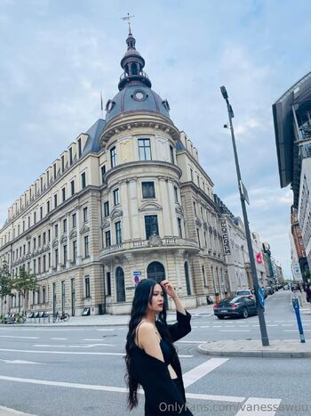 Vanessa / vanessawuu nude photo #7