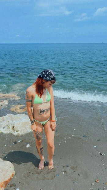 Vanessa / vanessina05 nude photo #4