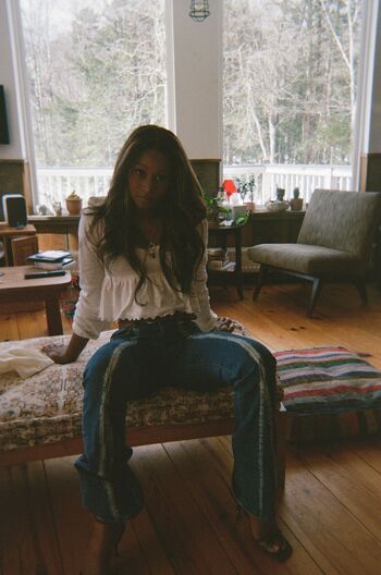 Vannial / vanniall nude photo #5