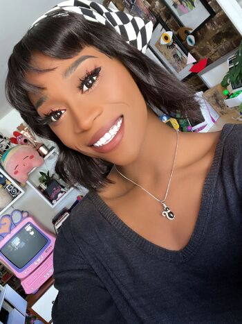 Vannial / vanniall nude photo #24