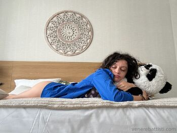 Claudia Surace / venere_battisti / claudiasuracee_ / claudiasuracee nude photo #24