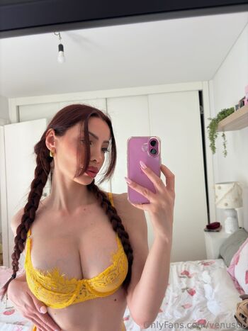 goddess venu / venusbb nude photo #15