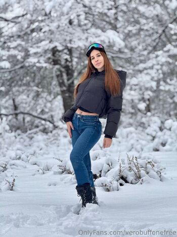 Verobuffonefre / verobuffonefree nude photo #20