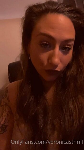 Veronic / veronicasthrill nude photo #10