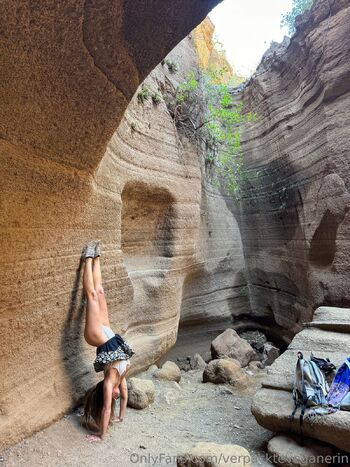 Corinna Fran / verpackteveganerin / dieverpackteveganerin nude photo #6