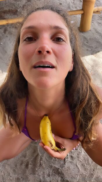 Corinna Fran / verpackteveganerin / dieverpackteveganerin nude photo #12