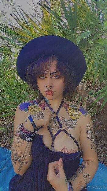 Vexi -w / veyavilla nude photo #18