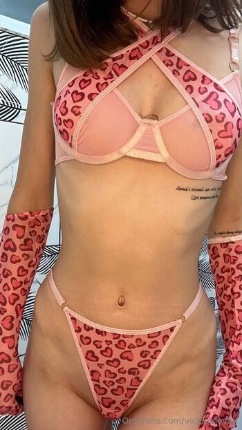 Vickie Nova / vickienovak nude photo #24