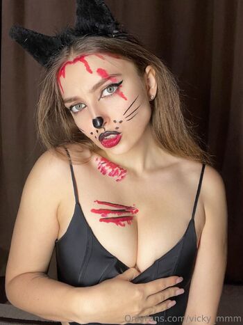 Vick / vicky_mmm nude photo #5
