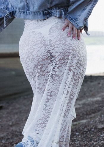 Vick / vicky_mmm nude photo #11