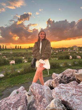 Vicky Ra / vickyrayy nude photo #21