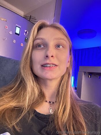 Vicky Ra / vickyrayy nude photo #27