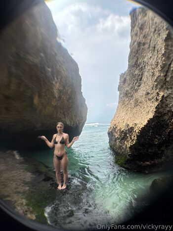 Vicky Ra / vickyrayy nude photo #34